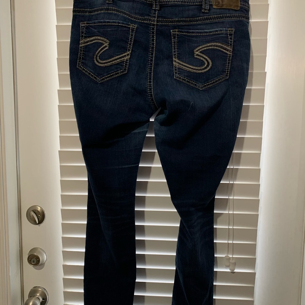 Silver suki jeans. So cute!